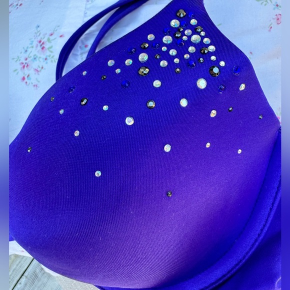 Rhinestone studded Very Sexy Push up bra - Picture 2 of 4